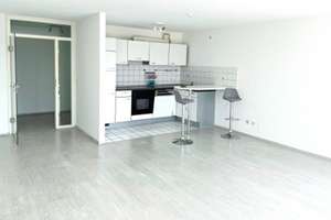 Großzügige 2-Zimmer-Wohnung mit Wintergarten, Aufzug in ruhiger Lage, TG-Stellplatz zusätzlich – Eselsbergsteige 162, 89075 Eselsberg, Ulm – Vorschaubild 3