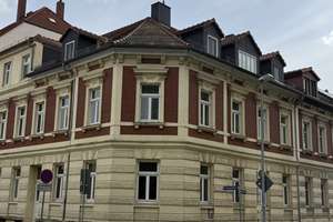 Charmante 3-Zimmer-Eigentumswohnung mit 81 m² in saniertem Gründerzeithaus in Wurzen – Die vollständige Adresse der Immobilie erhältst du vom Anbieter., 4808 Wurzen – Vorschaubild 2