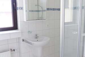 ++ HELLES APPARTEMENT MIT KÜCHE UND GRÜNBLICK ++ – Remscheider Str. 20, 42659 Solingen-Mitte, Solingen – Vorschaubild 11