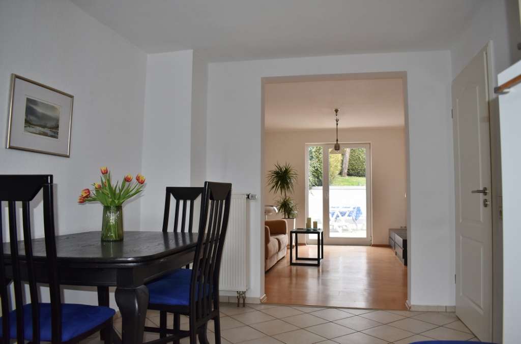 Immobilie in Prüm - **Charmantes Reihenstadthaus mit zwei Wohneinheiten und Garten in Prüm Eifel** - Bild 4