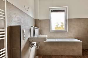 3-Zimmer- Penthousewohnung in wunderschöner Parkstraße für jetzt oder später – Klausener Straße 36, 39112 Sudenburg, Magdeburg – Vorschaubild 8