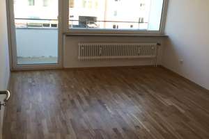 Schwabing, helle renovierte 58 m² Wohnung, 2 Balkone, provisionsfrei, Nähe Olympiapark/Luitpoldpark – Schleißheimer Straße 224, 80797 Am Luitpoldpark, München – Vorschaubild 8