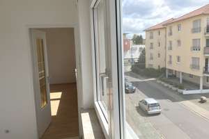 Günstige, gepflegte 2-Zimmer-Maisonette-Wohnung mit Einbauküche in Saarbrücken