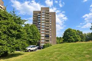 Nah am Wasser! Sanierungsbedürftige 3-Zimmerwohnung in Duisburg-Großenbaum! Mit Fahrstuhl und Balkon – Die vollständige Adresse der Immobilie erhältst du vom Anbieter., 47269 Großenbaum, Duisburg – Vorschaubild 14