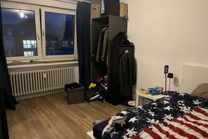 Schöne 2,5 Zimmer-Wohnung mit Einbauküche und Balkon in 47226 Duisburg-Rheinhausen – Die vollständige Adresse der Immobilie erhältst du vom Anbieter., 47226 Hochemmerich, Duisburg – Vorschaubild 4