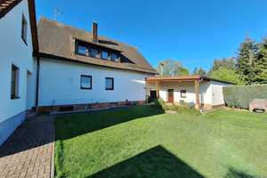 Gepflegtes Einfamilienhaus mit Doppelgarage, zwei Balkonen und Garten in ruhiger Lage – Nürnberger Land (Kreis) – Vorschaubild 6