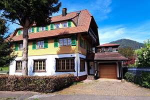 Das Haus für die große Familie oder Mehrgenerationen auf großem Grundstück mit Ausbaureserve – Die vollständige Adresse der Immobilie erhältst du vom Anbieter., 72270 Baiersbronn – Vorschaubild 2