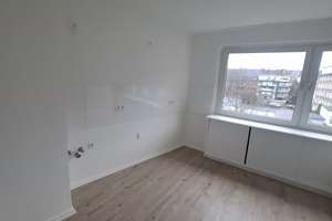 Große 3-Zimmerwohnung in 3. OG eines Mehrparteienhauses – Fröbelstraße 57, 47053 Hochfeld, Duisburg – Vorschaubild 6