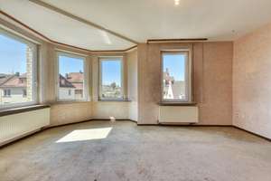 +++ helle & sonnige Altbau-Etage - 2.OG ohne Balkon - modernisierungsbedürftig - inkl. Carport +++ – Brackenheimer Straße 50, 70435 Zuffenhausen-Mitte, Stuttgart – Vorschaubild 4