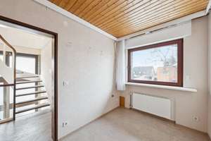 Bezugsfrei: Charmante Doppelhaushälfte in Berlin-Rudow – 4 Zimmer,  Keller und Garten – Die vollständige Adresse der Immobilie erhältst du vom Anbieter., 12357 Rudow, Berlin – Vorschaubild 9