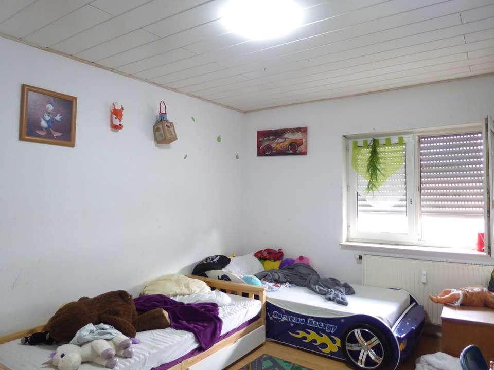 Renovierungsbedürftige Wohnung mit Balkon und Außenstellplatz – ideale Kapitalanlage!, Wetteraukreis – Bild 3