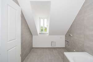 3-Zimmer-Dachgeschoss-Wohnung – direkt auf der beliebten Karl-Heine-Straße – Die vollständige Adresse der Immobilie erhältst du vom Anbieter., 4229 Plagwitz, Leipzig – Vorschaubild 8