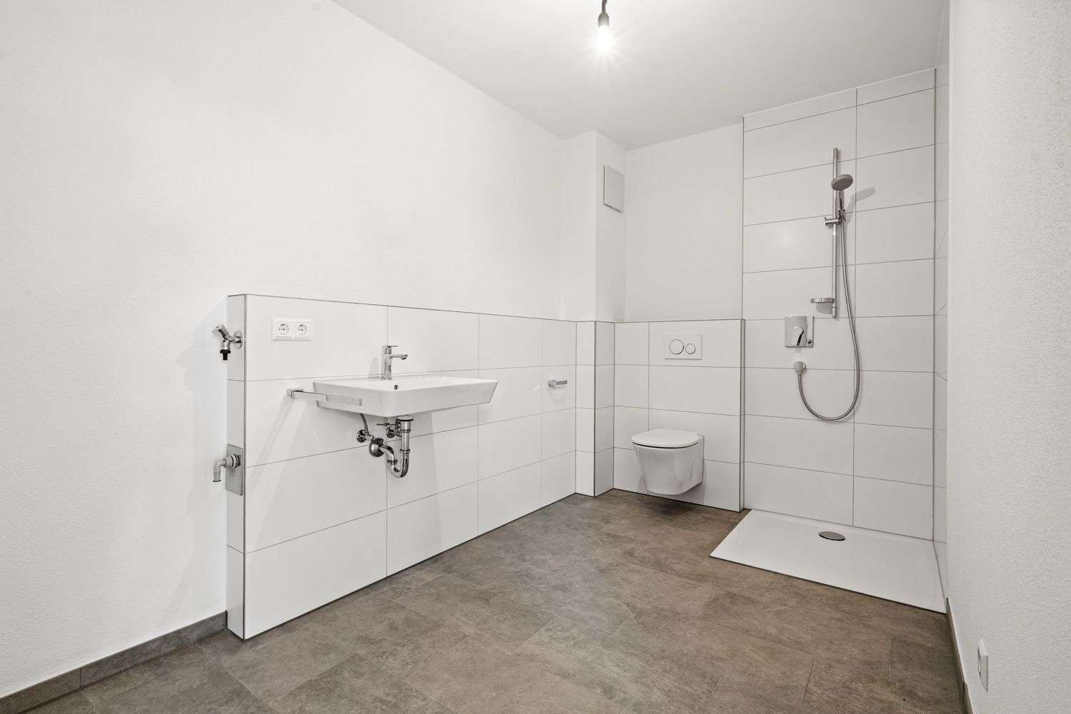 Immobilie in Achstetten - Lichtdurchflutete 2,5-Zi.-Maisonette mit Balkon in Achstetten – modern & energieeffizient - Bild 1