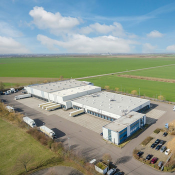 🚛 Cross Dock bei Leipzig | Lager- und Produktionsflächen