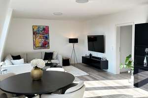 Moderne 3-Zimmer-Wohnung mit 2 Bädern und Tiefgaragenplatz