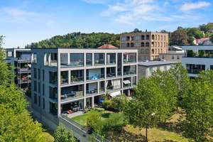 Stadtnah im Grünen Wohnen
Neubauwohnung mit großzügiger Terrasse & imposantem Gartengrundstück in R – Die vollständige Adresse der Immobilie erhältst du vom Anbieter., 88212 Ravensburg – Vorschaubild 2