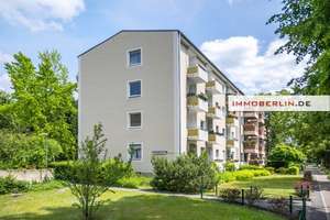 IMMOBERLIN.DE - Sonnige Wohnung mit Balkonloggia in Südwestausrichtung & Pkw-Stellplatz – Die vollständige Adresse der Immobilie erhältst du vom Anbieter., 12247 Lankwitz, Berlin – Vorschaubild 2