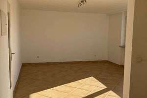 Helle 1-Zimmer Wohnung im 5. OG  - Schwimmbad in der Wohnanlage – Plievierpark 18, 81737 Neuperlach, München – Vorschaubild 7