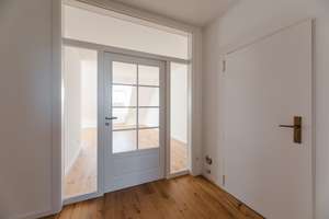 2,5 Zimmer Wohnung 69 qm & 30 qm Nutzfläche, Stellplatz – De-Cuvry-Straße 23, 95488 Eckersdorf – Vorschaubild 3