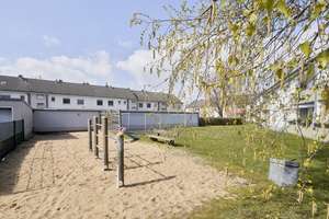 Lichtdurchflutete moderne 5-Zimmer-Eigentumswohnung mit Loggia in schöner Wohnlage von Westhoven – Die vollständige Adresse der Immobilie erhältst du vom Anbieter., 51149 Ensen, Köln – Vorschaubild 3