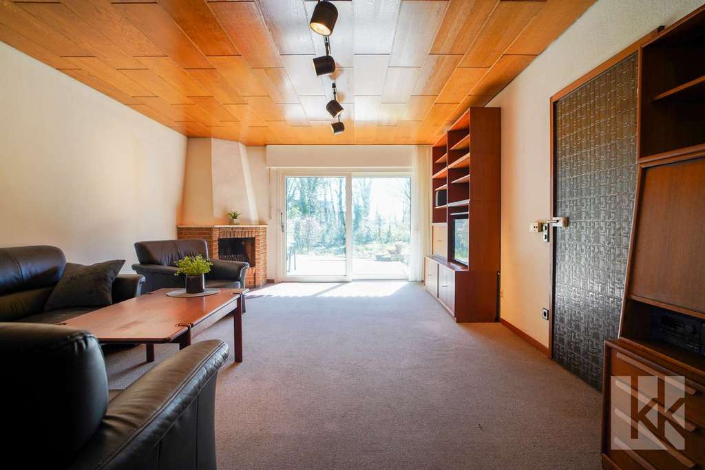 Immobilie in Tiddische - 2.315 m² Grundstück in Tiddische – Einfamilienhaus mit Schwimmteich und Entwicklungspotenzial - Bild 2