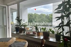Tauschwohnung: 3-Zimmer Küche Bad + Balkon mit Panorama Fenster