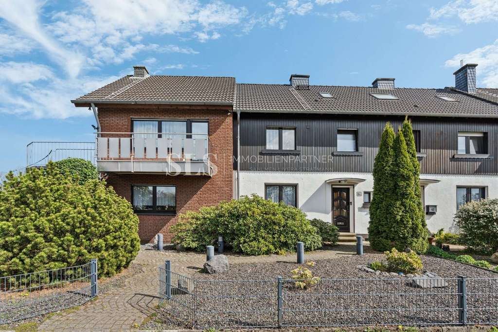 Viel Platz für mehrere Generationen – gepflegtes Haus mit Garten und Kamin in bevorzugter Lage