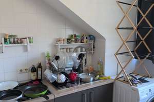 Schöne,  helle, ruhige Dachgeschoßwohnung mit großer Wohnküche an Single – Euskirchenerstrasse 82, 53121 Endenich, Bonn – Vorschaubild 2