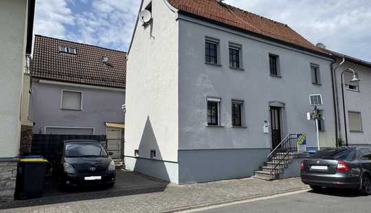 Bild von Profi Concept: Zwei Häuser - eine Chance: Zweifamilienhaus mit vermietetem Einfamilienhaus