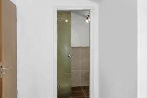 Property thumbnail 43