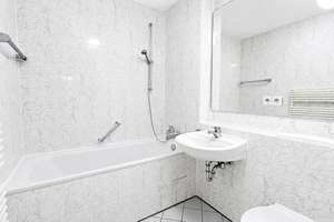 *Ihr neues Zuhause* 
3Z, barrierefrei, zwei Balkone, TG-Stellplatz – 60325 Westend-Süd, Frankfurt am Main – Vorschaubild 12