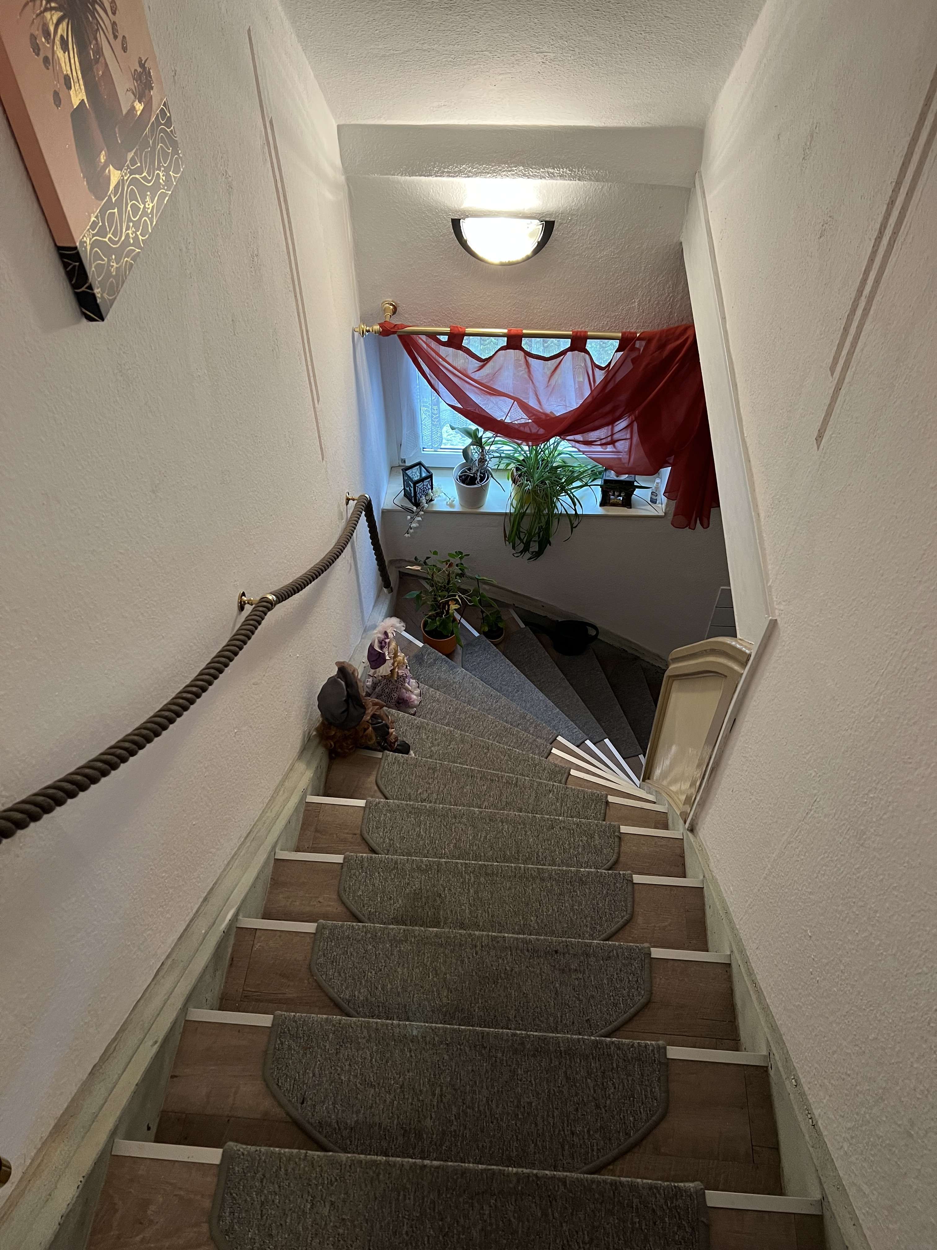 Immobilie in Schwarzenberg/Erzgebirge - Schöne DHH am Waldrand mit tollem Grundstück! - Bild 2