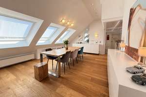 Exklusive Dachgeschoss-Maisonette-Wohnung mit Haus-im-Haus-Charakter in Bestlage nahe Menterschwaige – Die vollständige Adresse der Immobilie erhältst du vom Anbieter., 81545 Harlaching, München – Vorschaubild 9