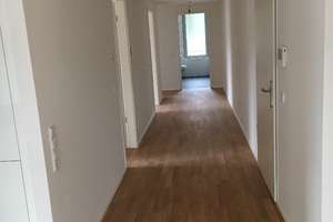 Killesberg Maybachstr. mit EBK und gr. Terrasse: exklusive 4-Zimmer-Hochparterre-Wohnung – Maybachstraße 9-15, 70469 Bahnhof Feuerbach, Stuttgart – Vorschaubild 7
