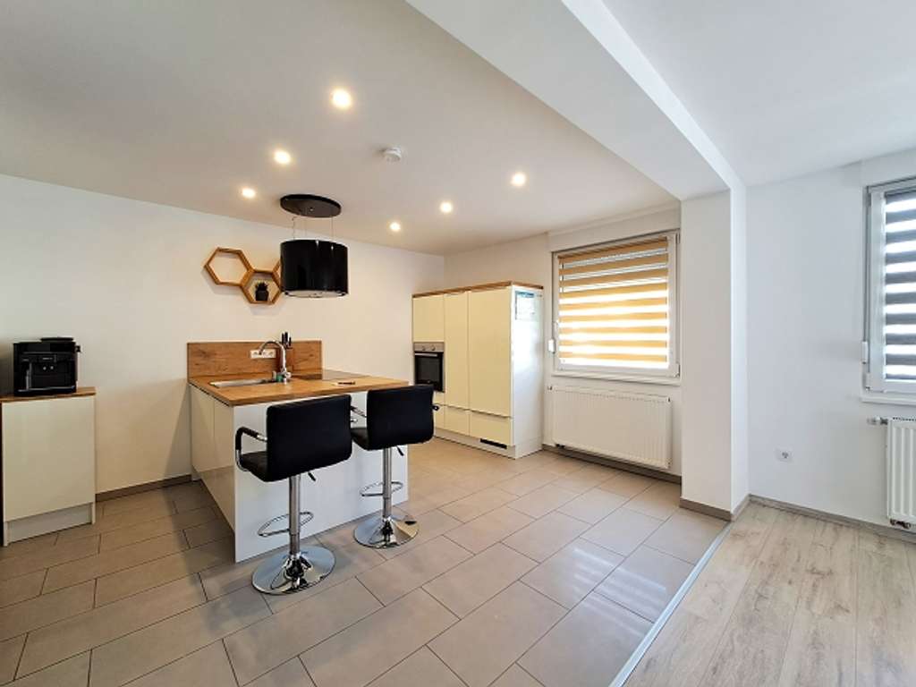 Immobilie in Lustadt - Attraktive 3-Zimmer Wohnung mit Balkon und Gartenanteil - Bild 0