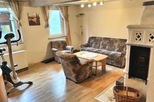 *KURZFRISTIG BEZIEHBAR* Viel Platz bietendes, gepflegtes Haus mit Anbau, Balkon, Terrasse, Hoffläch – Die vollständige Adresse der Immobilie erhältst du vom Anbieter., 97486 Königsberg in Bayern – Vorschaubild 18