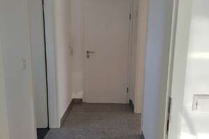2-Zimmer-Dachgeschosswohnung – Die vollständige Adresse der Immobilie erhältst du vom Anbieter., 38440 Hageberg, Wolfsburg – Vorschaubild 2