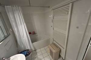 Praktisch geschnittene & lichtdurchflutete 2-Raum-Wohnung mit Balkon, Außenjalousien, Personenaufzug – Hermelinstr. 4, 4329 Heiterblick, Leipzig – Vorschaubild 8