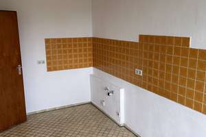 Großzügige 4,5-Zimmer-Wohnung in zentraler Lage von Bottrop – provisionsfrei von privat – Paßstraße 4, 46236 Stadtmitte, Bottrop – Vorschaubild 9