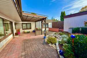 Atrium-Bungalow  in ruhiger Lage von Nürnberg – Die vollständige Adresse der Immobilie erhältst du vom Anbieter., 90473 Langwasser Südost, Nürnberg – Vorschaubild 1
