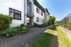 Exklusive Maisonettewohnung mit traumhaftem Weitblick in begehrter Lage von Essen-Heisingen – Die vollständige Adresse der Immobilie erhältst du vom Anbieter., 45259 Heisingen, Essen – Vorschaubild 2