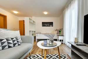 MÖBLIERT - GEMÜTLICH IN FEUERBACH - Geschmackvolle Wohnung mit Terrasse – Die vollständige Adresse der Immobilie erhältst du vom Anbieter., 70469 Feuerbacher Tal, Stuttgart – Vorschaubild 3