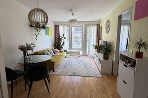 Zwischenmiete: Zwei-Zimmer-Wohnung in Berlin-Mitte