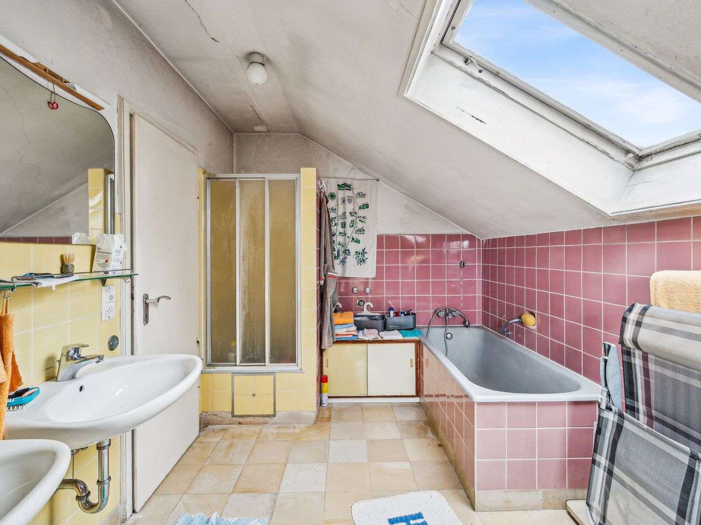 Immobilie in Eichstätt - Charmantes Einfamilienhaus mit Potenzial – Hanglage mit Aussicht in Eichstätt - Bild 0