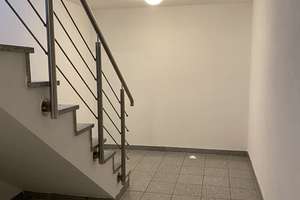 Hier wartet Ihre Kapitalanlage!
Gut vermietetes und gepflegtes Mehrfamilienhaus mit 7 Wohneinheiten – Die vollständige Adresse der Immobilie erhältst du vom Anbieter., 78628 Rottweil – Vorschaubild 10