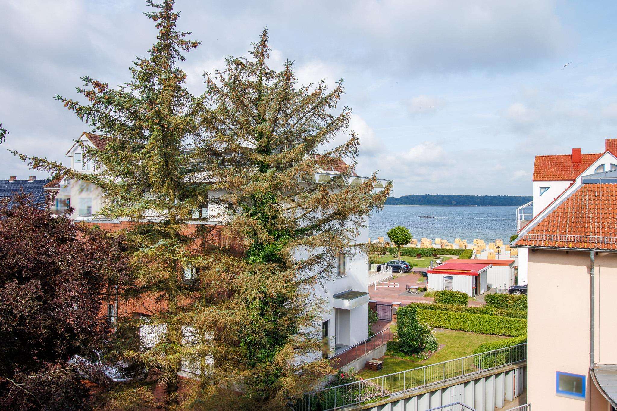 Große Gewerbeeinheit in Laboe mit 2 Wohneinheiten, Plön Kreis – Bild 2