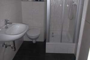 5-Zimmer Reihenhaus in Regensburg – Die vollständige Adresse der Immobilie erhältst du vom Anbieter., 93057 Konradsiedlung-Wutzlhofen, Regensburg – Vorschaubild 8