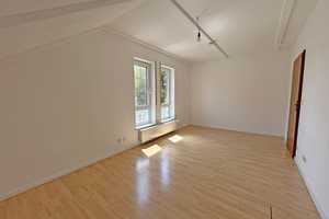 5691 - Attraktive Doppelhaushälfte mit Terrasse, Stellplatz und Garage in Hochstetten! – Karlsruhe (Kreis) – Vorschaubild 14