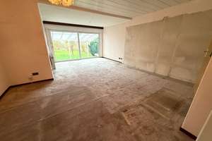 Einfamilienhaus (DHH) + Garage in schöner und ruhiger Lage auf einem 522 m² großem Gartengrundstück! – Die vollständige Adresse der Immobilie erhältst du vom Anbieter., 60439 Heddernheim, Frankfurt am Main – Vorschaubild 4