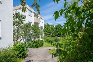 **PREISGÜNSTIG KAUFEN - statt teuer mieten** 4-Zi.-Whg. "BELETAGE" | zwei Balkone | RUHIGE LAGE |... – Erisdorfer Straße 24, 70599 Birkach-Nord, Stuttgart – Vorschaubild 2